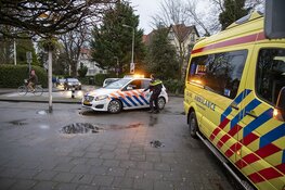 Fietser gewond na aanrijding door auto in Bloemendaal