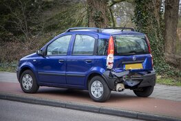Botsing voor zebrapad Bloemendaalseweg in Overveen