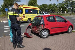 Kleverlaan dicht na ongeval op de Delftlaan