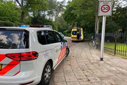 Vrouw gewond na val met fiets