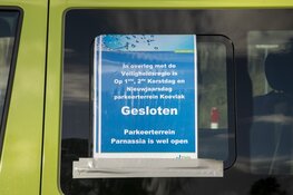 Parkeerplaats Kennemerduinen in Overveen afgesloten om drukte te voorkomen