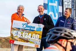 Recordaantal fietsers tijdens zonovergoten Omloop van Zandvoort