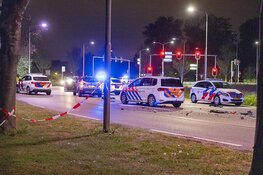 Politie schiet na achtervolging waarbij op politiewagen is ingereden