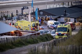 Hulpdiensten groots uitgerukt voor reanimatie op strand bij Zandvoort