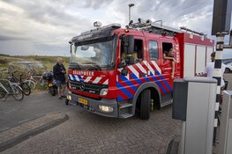 Politie weet autobrand te voorkomen door duinbrandje te blussen