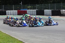 Boris Verhage domineert in Spa en pakt leiding in NK karten