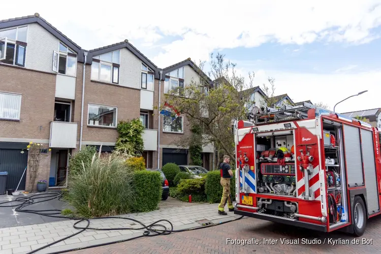 Brandweer blust vlam in de pan