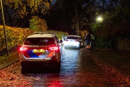 Auto gaat er vandoor na ongeluk in Bloemendaal