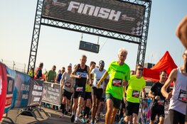Blije gezichten tijdens vierde editie Pre-Run Zandvoort Circuit Run