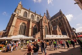 8.000 stralende wandelaars genieten van 4e editie KiKa Haarlem City Walk