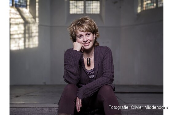 Kerstconcert met sopraan Johannette Zomer in het gemeentehuis van Bloemendaal