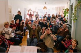 Amateurkunstfestival Gluren bij de Buren een daverend succes op zondag 1 februari