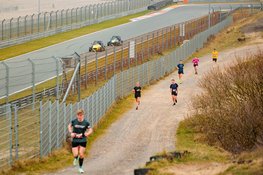 850 hardlopers beleven geslaagde 5e editie Pre-Run Zandvoort Circuit Run