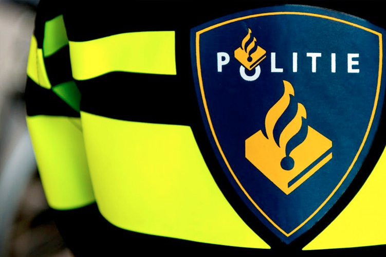 Politie zoekt getuigen aanrijding